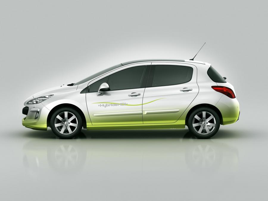  Peugeot 308 Hybride HDi Concept 2007 года  (фото 5 из 10)